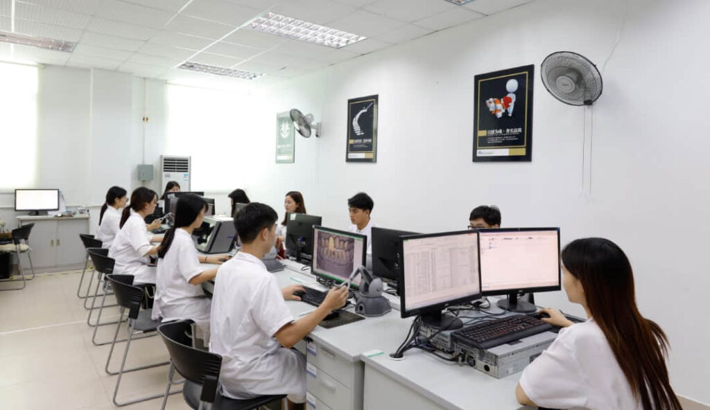 3Département de service client de confiance du laboratoire dentaire chinois